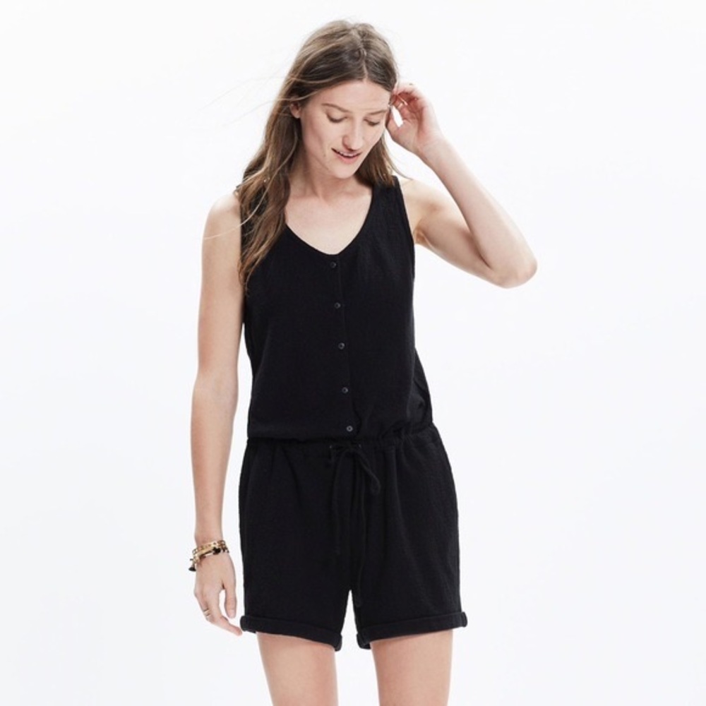 Madewell black sleeveless romper XS